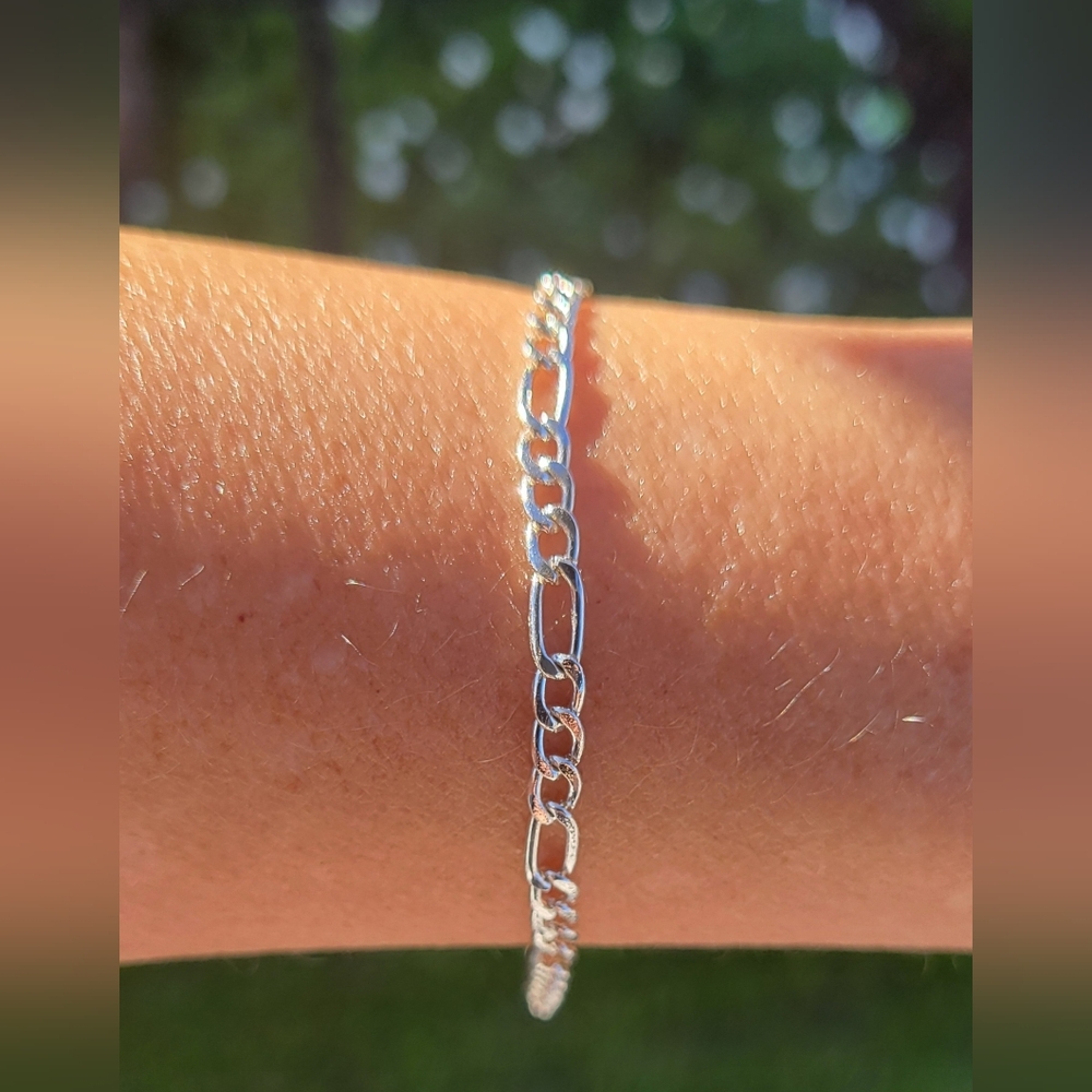 Women's Silver-toned bracelet 8" Figaro Style 3mm‎ Chain NWOT